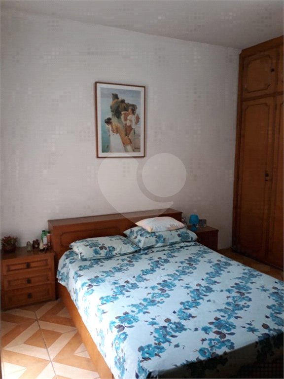 Casa à venda com 2 quartos, sendo 1 suíte,  em Vila Anastácio, São Paulo, SP