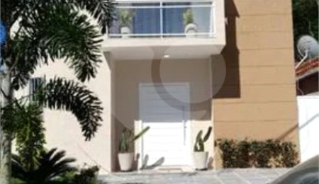 Casa à venda com 4 quartos, sendo 1 suíte,  no condomínio River Plate, Rio de Janeiro - RJ