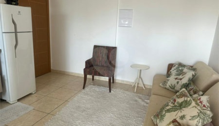 Apartamento à venda ou para alugar com 2 quartos, sendo 1 suíte,  em Guilhermina, Praia Grande, SP