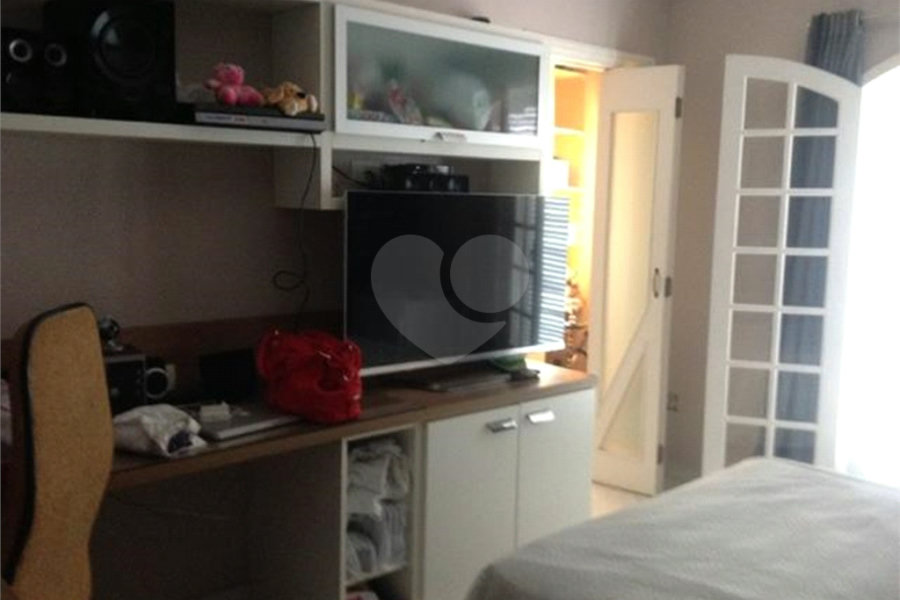Sobrado à venda com 3 quartos, sendo 1 suíte, em Jardim França, São Paulo, SP