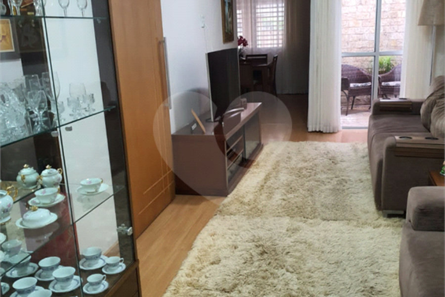 Casa à venda com 2 quartos, sendo 1 suíte, em Tucuruvi, São Paulo, SP