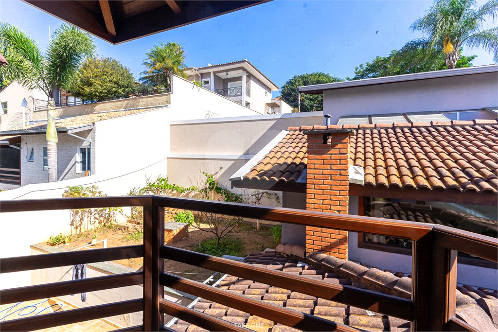 Belíssimo sobrado com piscina aquecida no Condomínio Villagio Capriccio - Louveira SP.