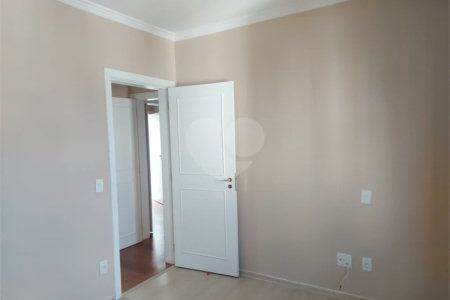 APARTAMENTO PARA LOCAÇÃO NA VILA LEOPOLDINA COM 03 DORM 1 SUITE E 02 VAGAS DE GARAGEM