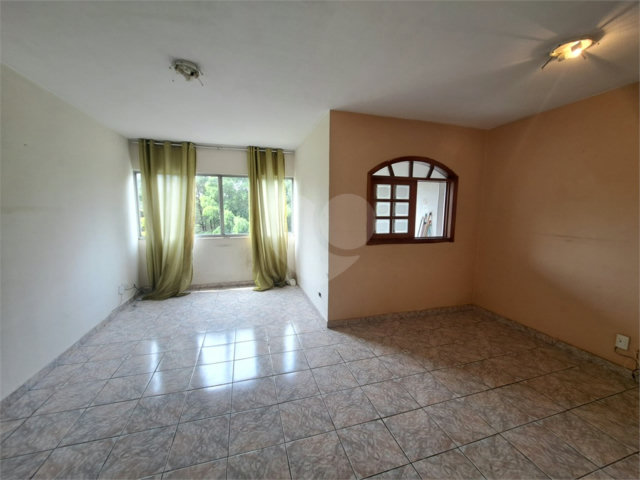 Apartamento à venda com 2 quartos em Tremembé, São Paulo, SP