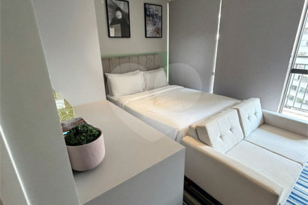 Studio mobiliado em andar alto com lazer completo em Indianópolis