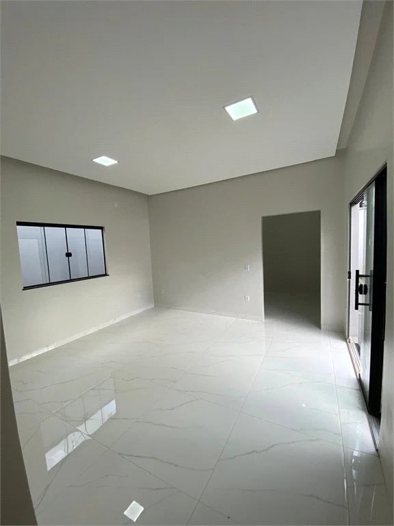 Casa à venda com 3 quartos, sendo 1 suíte,  em Jardim Iracema, Balsas, MA