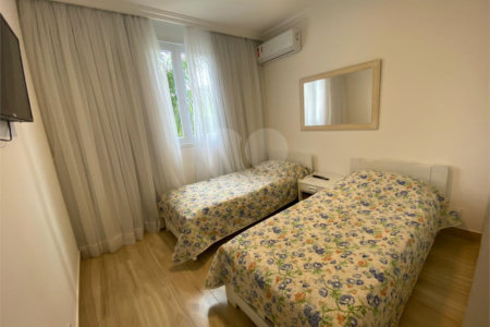 Casa em condomínio à venda com 2 quartos, sendo 1 suíte,  no Centro (mangue), Armação dos Búzios, RJ