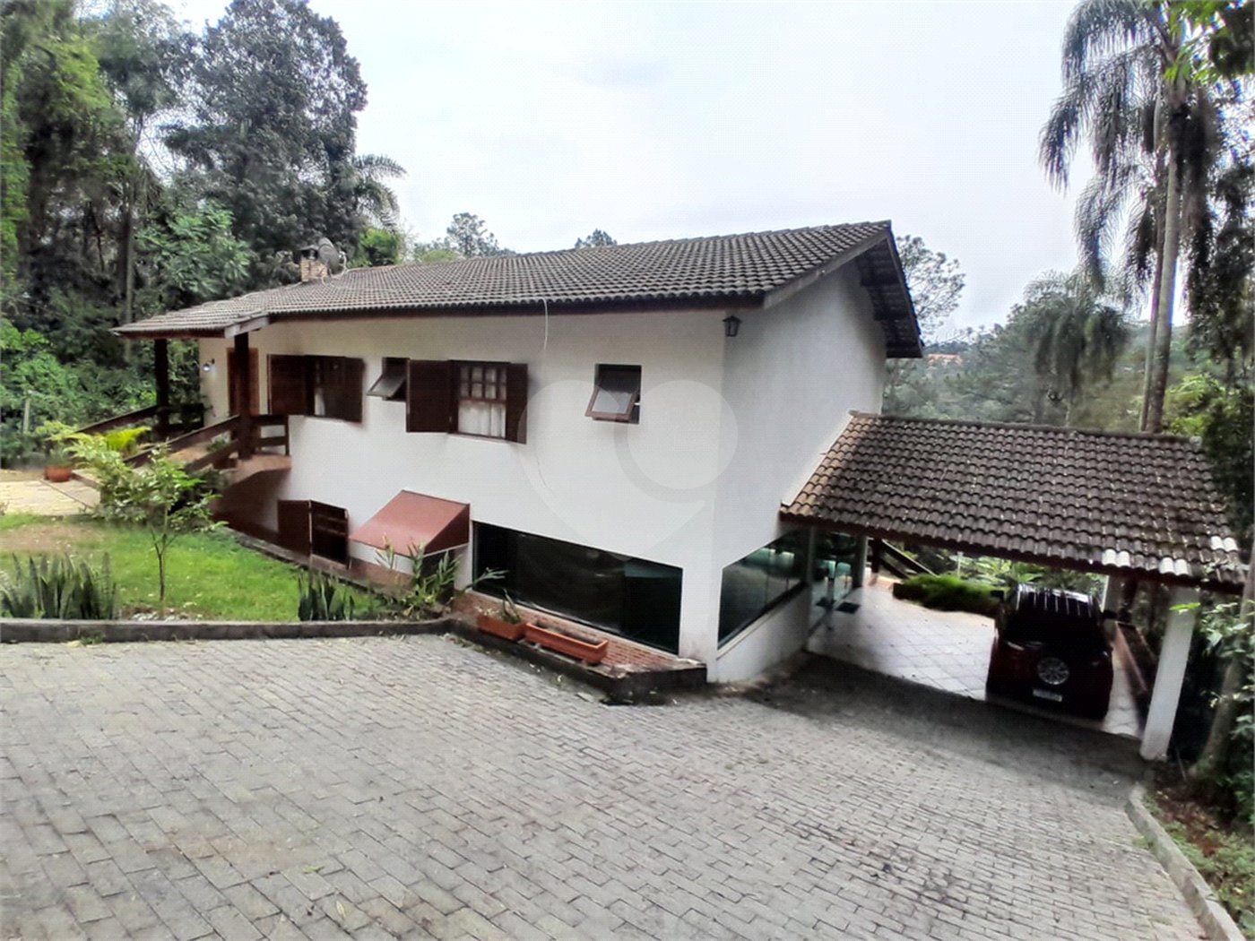 Casa Térrea à venda com 5 quartos, sendo 2 suítes,  em Roseira, Mairiporã, SP