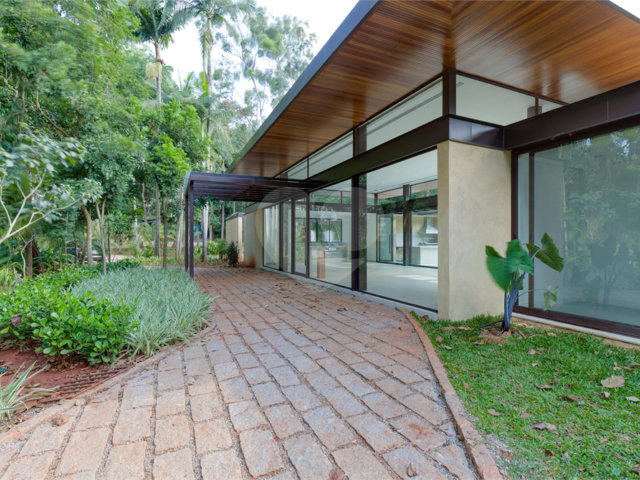 Casa à venda com 5 suítes no condomínio Chácara Flora, São Paulo - SP