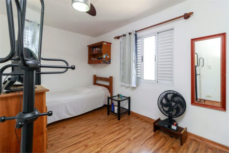 Casa à venda com 3 quartos em Jardim Monte Azul, São Paulo, SP