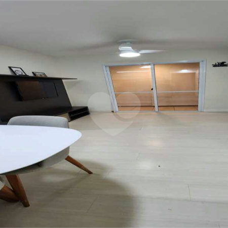 Apartamento à venda com 2 quartos, sendo 1 suíte,  em Parque Reboucas, São Paulo, SP