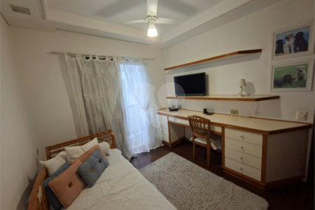 Cobertura à venda com 4 quartos, sendo 3 suítes,  em Vila Progredior, São Paulo, SP