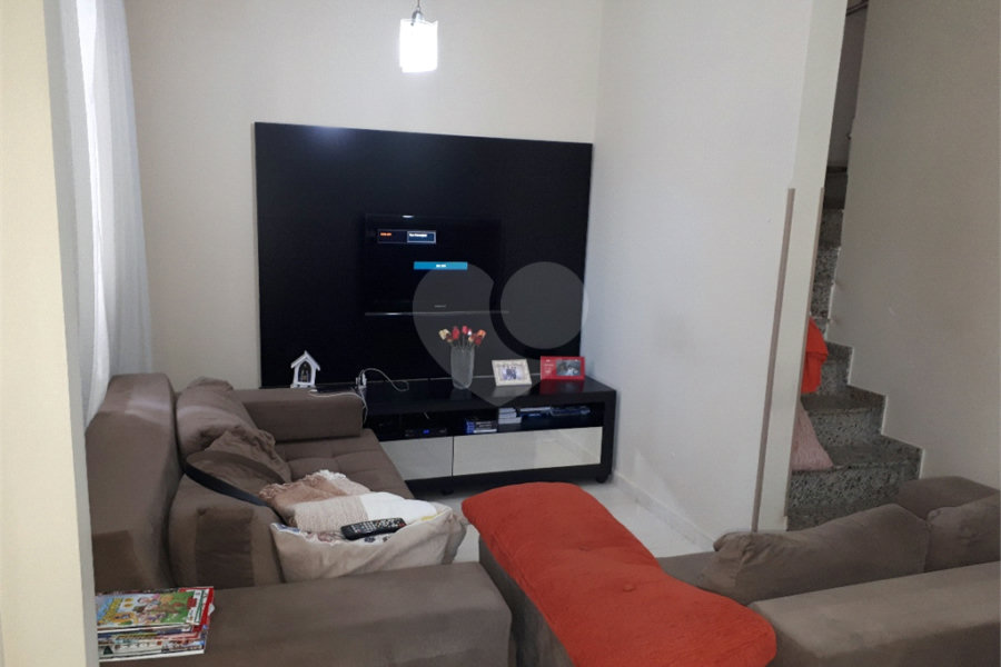 Casa à venda com 3 quartos, sendo 1 suíte, em Vila Isolina Mazzei, São Paulo, SP