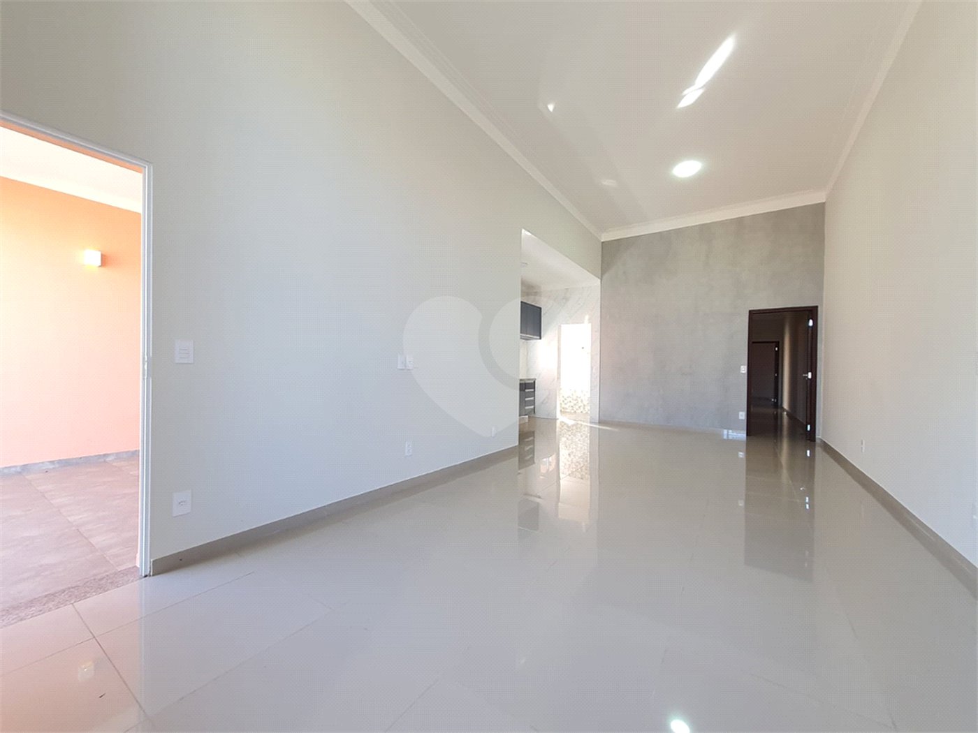 Casa à venda com 3 quartos, sendo 1 suíte,  no condomínio Residencial Reserva das Paineiras, Itapetininga - SP