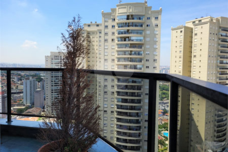 Apartamento à venda com 6 quartos, sendo 1 suíte, em Parque da Mooca, São Paulo, SP