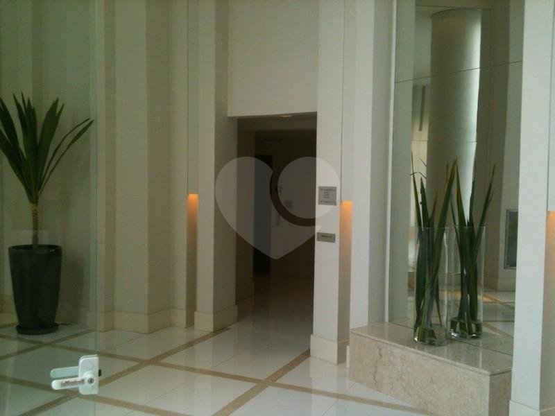 Apartamento à venda com 1 suíte em Campo Belo, São Paulo, SP