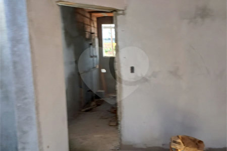 Casa à venda com 2 suítes no condomínio Ricieri, Mogi das Cruzes - SP