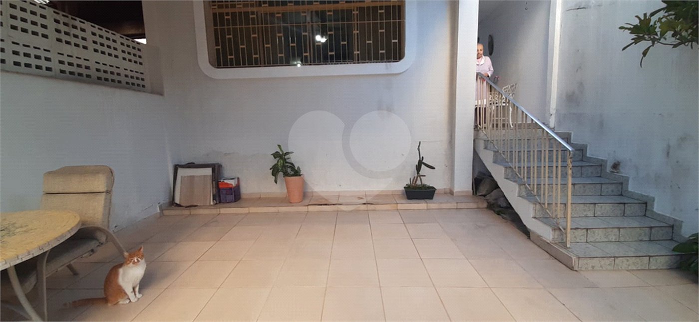 Sobrado à venda com 4 quartos em Santana, São Paulo, SP