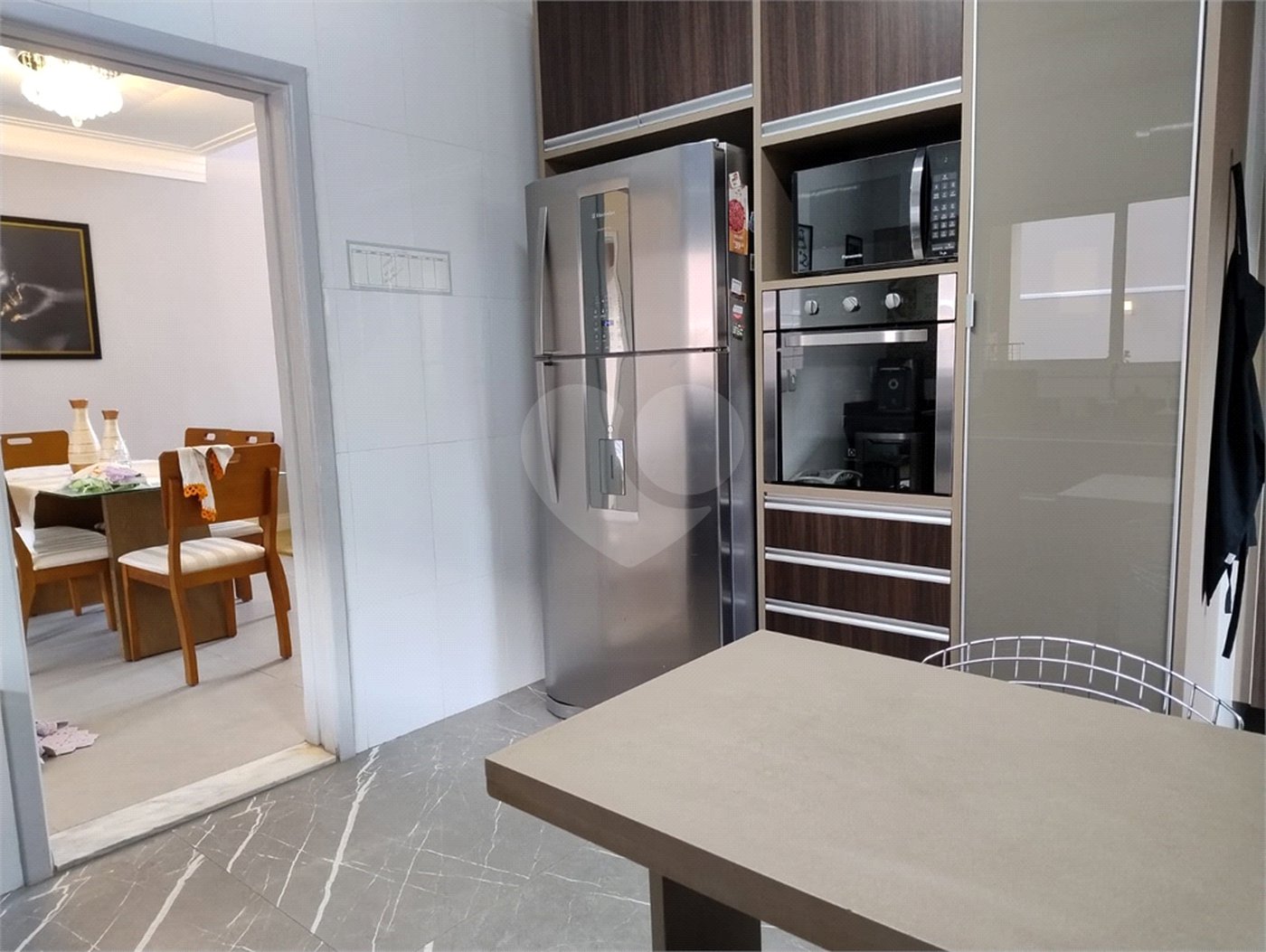Casa à venda com 3 suítes no condomínio Jardim Maringá, Indaiatuba - SP