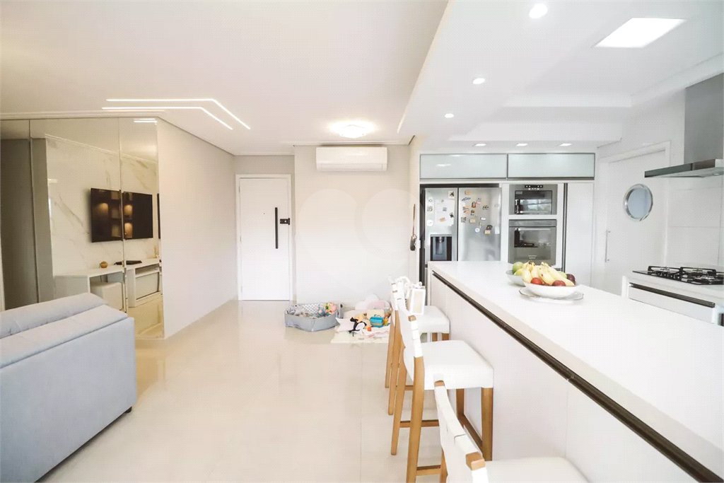 Apartamento à venda com 3 quartos, sendo 1 suíte,  em Vila Dom Pedro II, São Paulo, SP