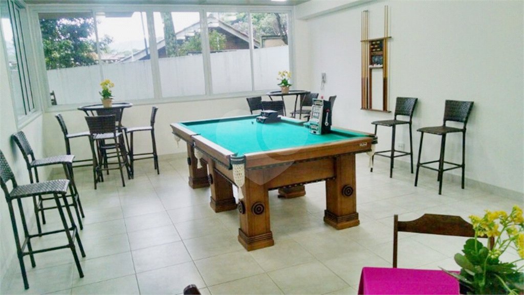 Casa à venda com 4 quartos, sendo 3 suítes, no condomínio Domus, São Paulo - SP