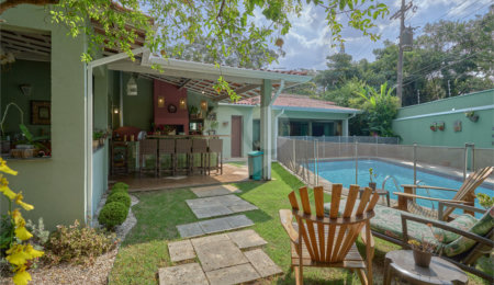 Casa Térrea à venda com 3 suítes em Granja Julieta, São Paulo, SP