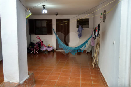 Sobrado à venda com 3 quartos, sendo 1 suíte,  em Jardim das Vertentes, São Paulo, SP