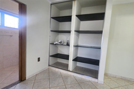 Casa à venda com 3 quartos em Vila Ramaciotti, Valinhos, SP