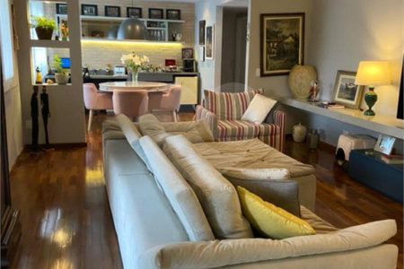 Apartamento à venda com 3 suítes em Vila Suzana, São Paulo, SP
