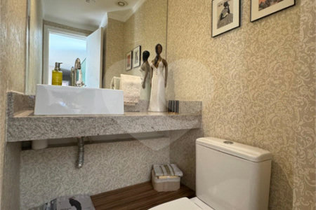 Apartamento à venda com 3 quartos, sendo 1 suíte, em Jardim Caravelas, São Paulo, SP