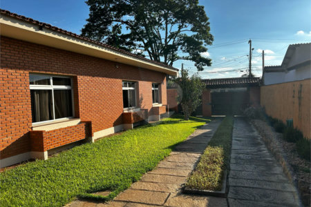 Casa à venda com 4 quartos, sendo 2 suítes, em Vila Aparecida, Itapetininga, SP