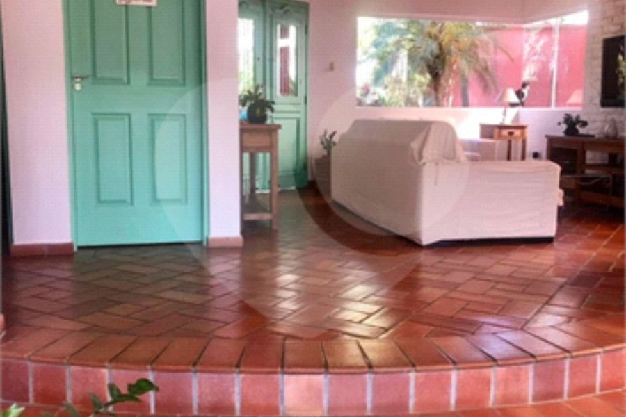 Casa à venda com 3 suítes no condomínio Chacarás Bela Vista, Mairiporã - SP