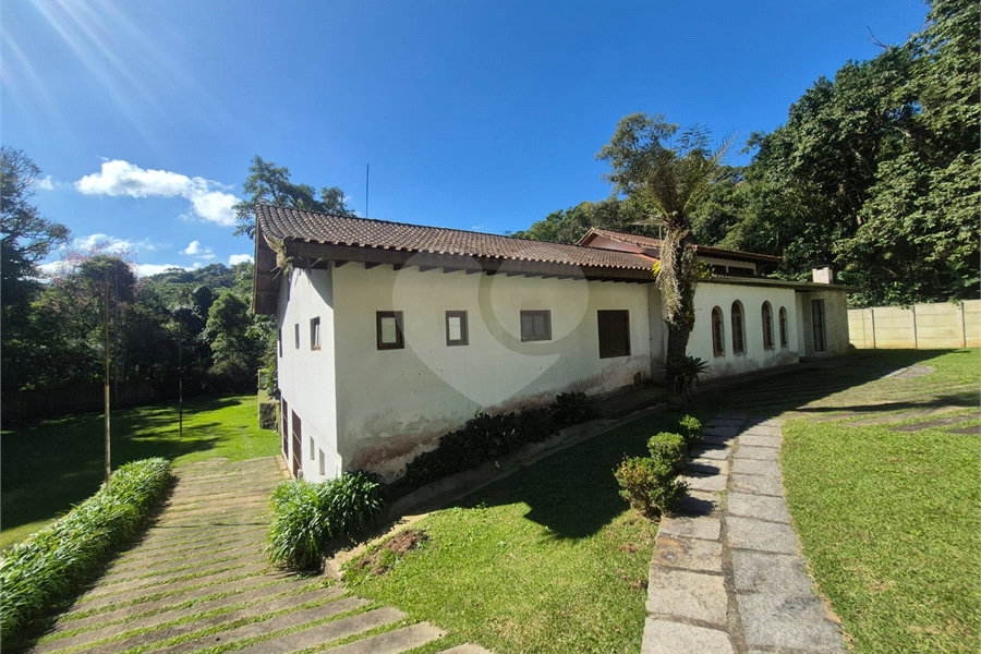 Casa à venda ou para alugar com 4 suítes no condomínio Parque Imperial da Cantareira, Mairiporã - SP