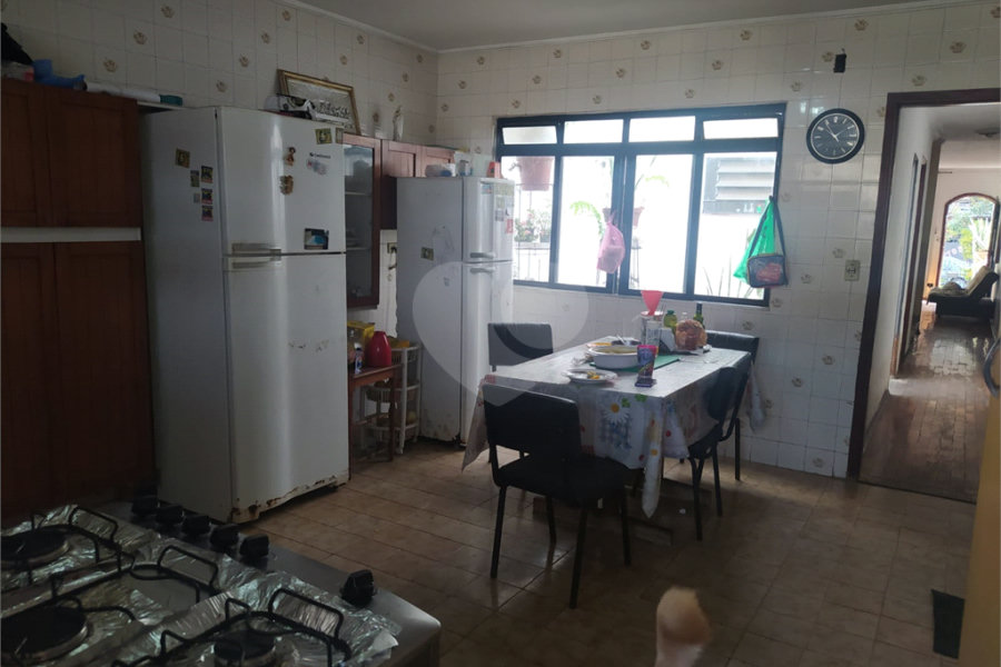 Sobrado à venda com 3 quartos, sendo 1 suíte, em Tremembé, São Paulo, SP