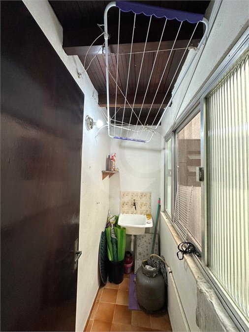 Casa em condomínio à venda com 2 quartos, sendo 1 suíte, em Ogiva, Cabo Frio, RJ