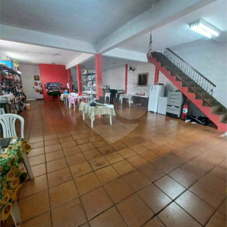 Sobrado à venda com 1 suíte no Centro, Américo Brasiliense, SP