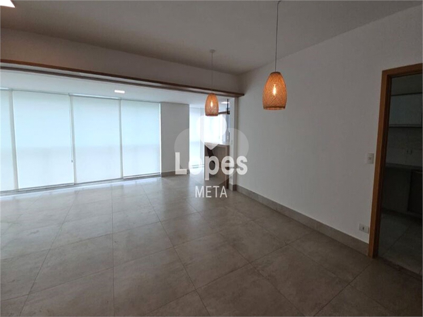 Apartamento à venda com 4 suítes em Parque Residencial Aquarius, São José dos Campos, SP