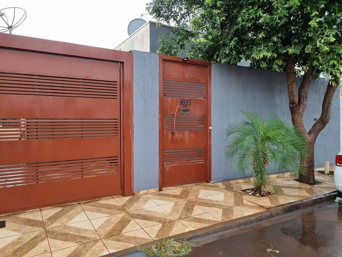 Casa à venda com 3 quartos, sendo 1 suíte,  em Jardim Nova Americana, Três Lagoas, MS
