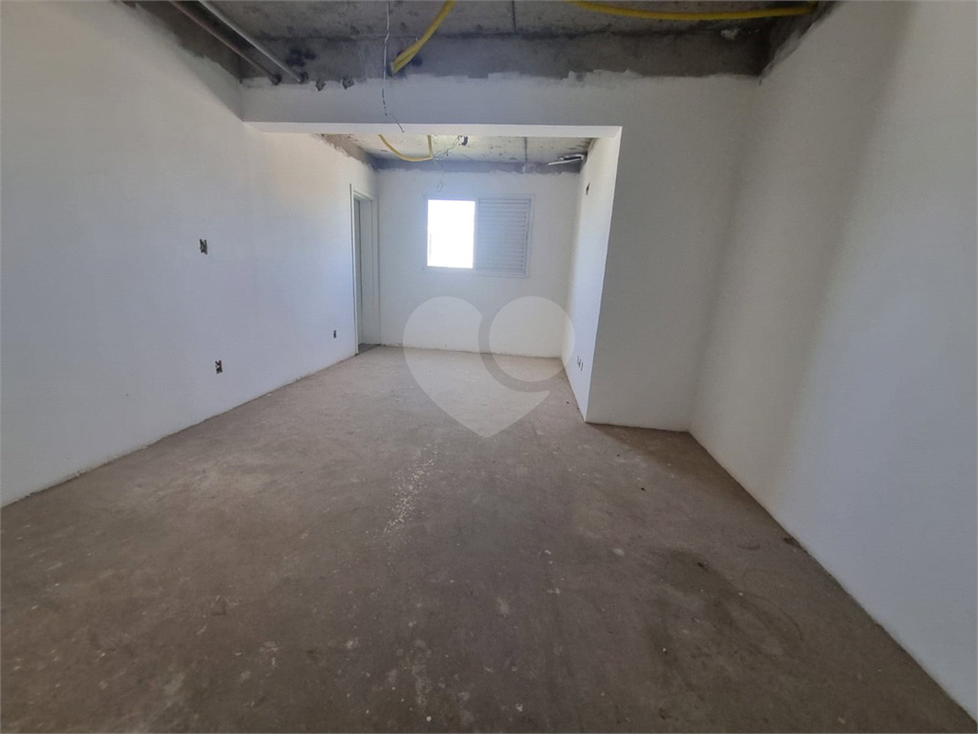 Cobertura à venda com 4 quartos, sendo 3 suítes, em Jardim Judith, Sorocaba, SP