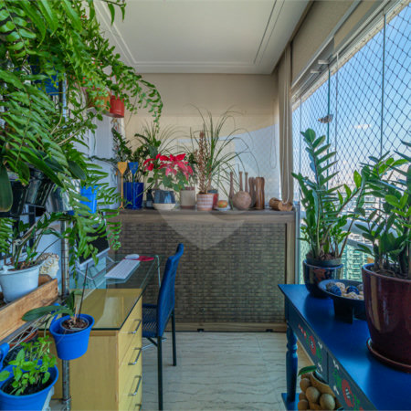 Apartamento à venda com 2 quartos, sendo 1 suíte, em Alto da Boa Vista, São Paulo, SP