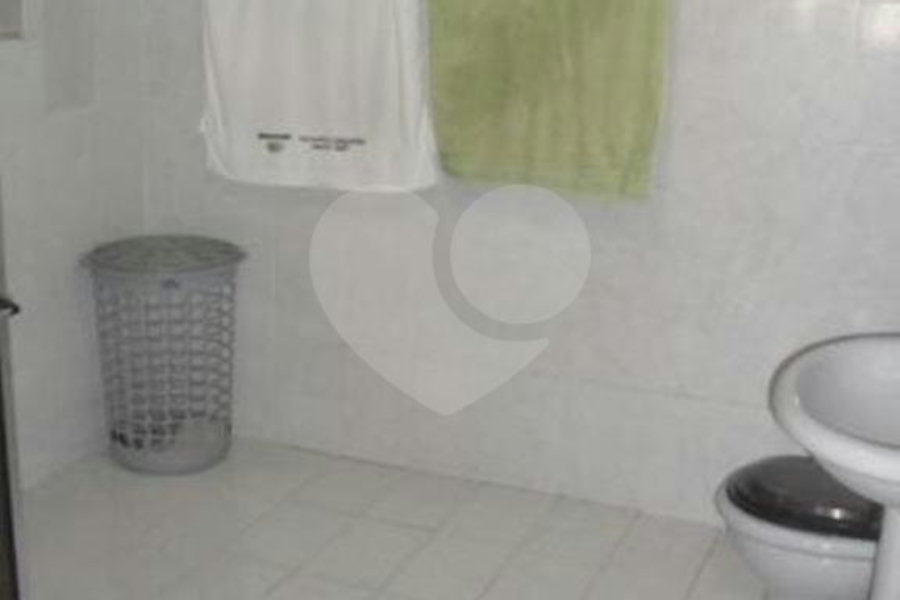 Sobrado à venda com 3 quartos, sendo 1 suíte, em Vila Guilherme, São Paulo, SP
