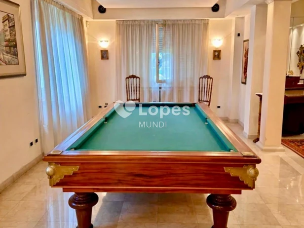 Casa à venda em Montecatini Terme, Toscana, Itália – 480 m² e terreno de 10.000 m²