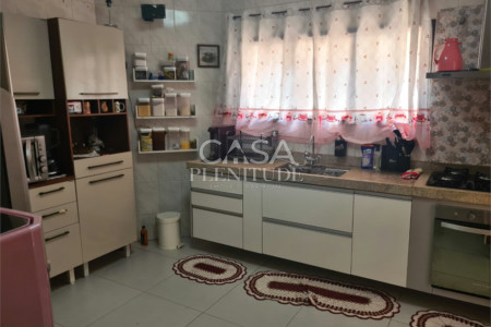 Casa em condomínio à venda com 4 quartos, sendo 3 suítes,  em Granja Olga II, Sorocaba, SP