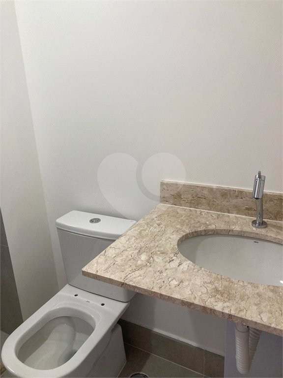 Apartamento à venda com 2 quartos, sendo 1 suíte,  em Vila Dom Pedro I, São Paulo, SP