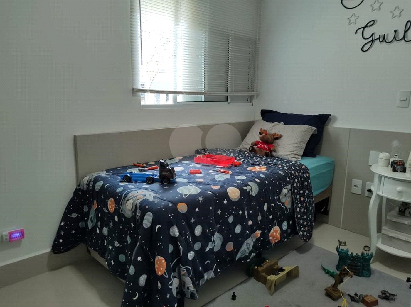 Casa à venda com 4 quartos, sendo 2 suítes, no condomínio Primavera, Salto - SP