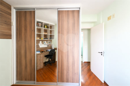 Apartamento à venda com 3 quartos, sendo 1 suíte,  em Chácara Inglesa, São Paulo, SP