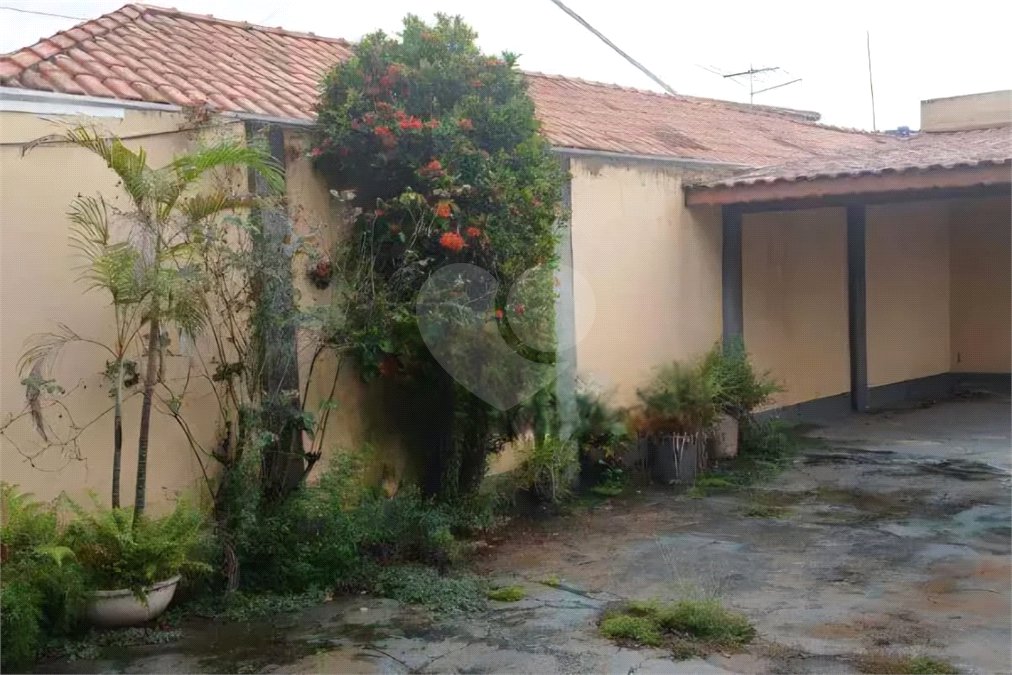 Casa Térrea à venda com 2 quartos em Vila Constança, São Paulo, SP