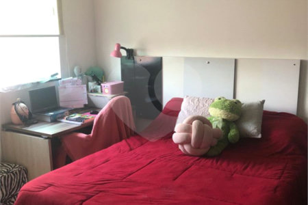 Casa à venda com 2 suítes no condomínio Sem Nome, São Paulo - SP