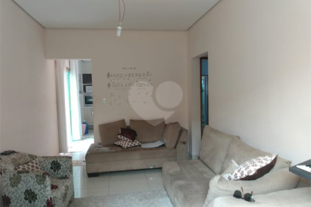 Casa à venda com 4 quartos, sendo 1 suíte, em Jardim Bela Vista, Itapetininga, SP
