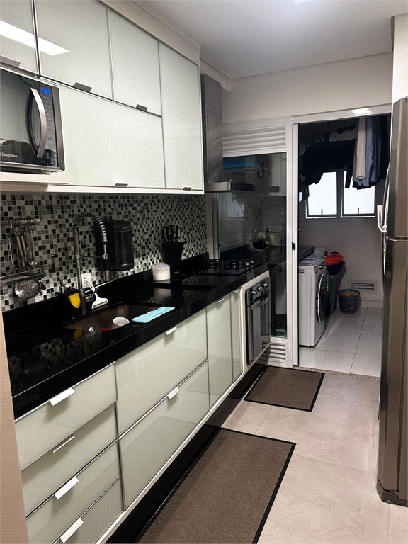 Apartamento à venda com 2 suítes em Parque Reboucas, São Paulo, SP
